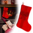 thumbnail image 1 of Décorations de Noël Hangs Bas de Noël Rouges Ornements Suspendus pour Cheminée Chaussettes en Peluche Bonbons avec Nœud en Velours Rouge pour Famille Décorations de Vacances de Noël, 1 of 9