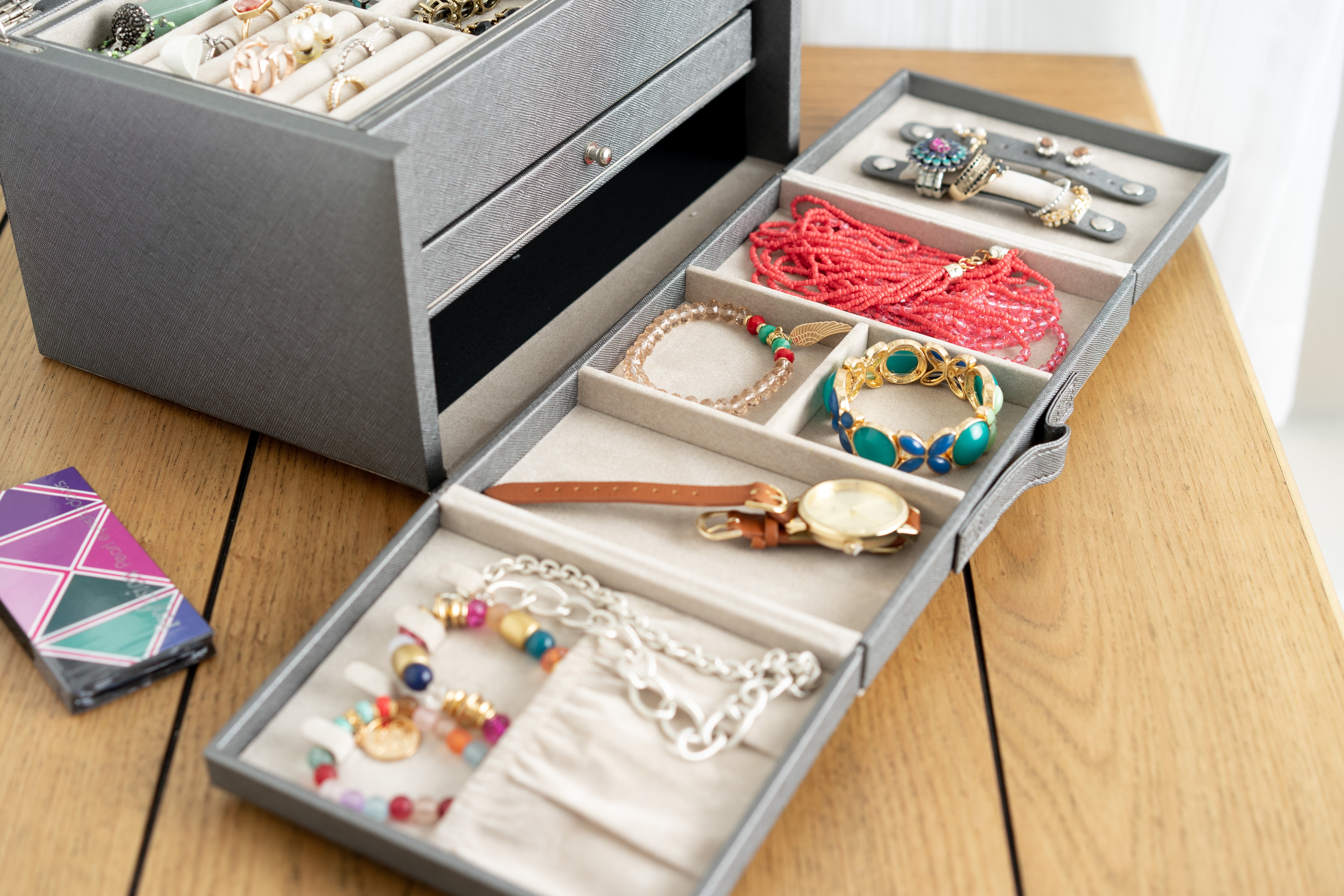 Hives and Honey Danielle Leather Jewelry Box for Women, Pewter