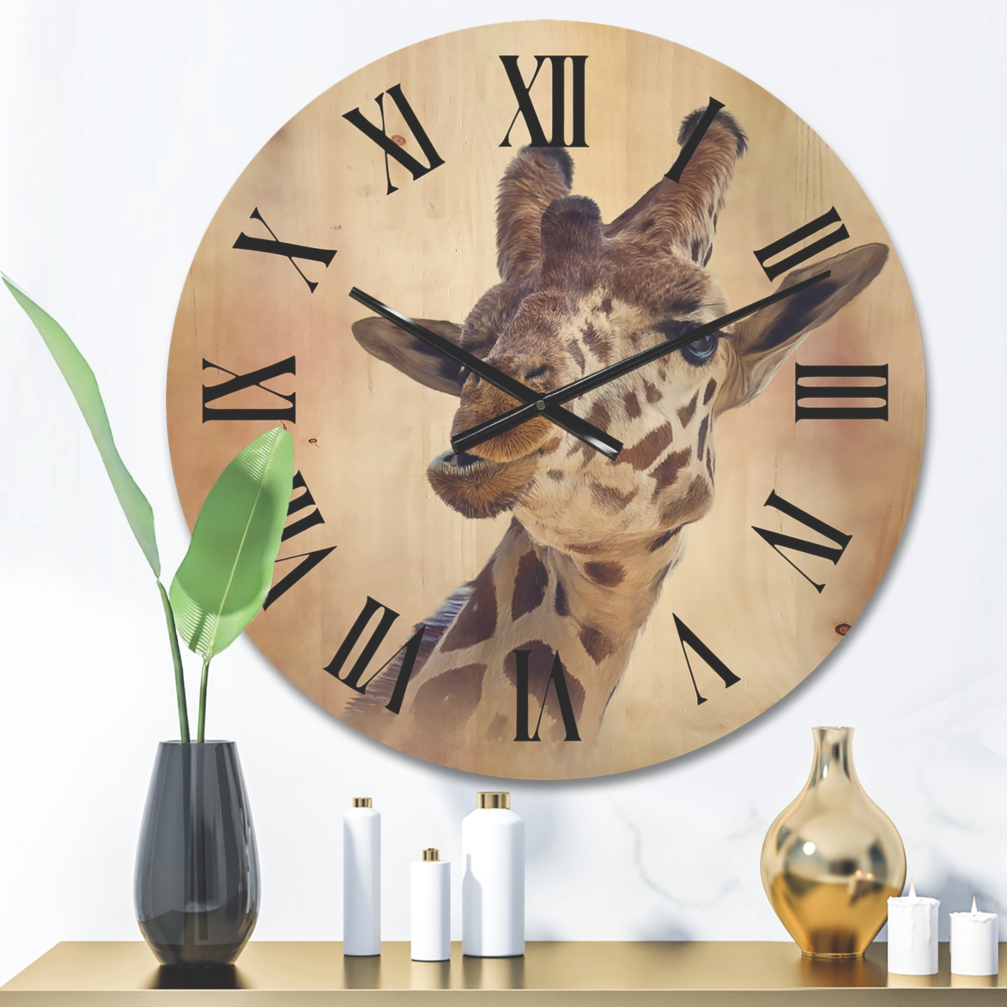 Designart 'Close Up Portrait of A Giraffe VI' Farmhouse Wood Wall Clock