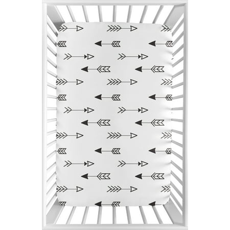 UPC: 0846480057147 | Fox Black and White Collection Mini Crib Sheet – Arrow Print