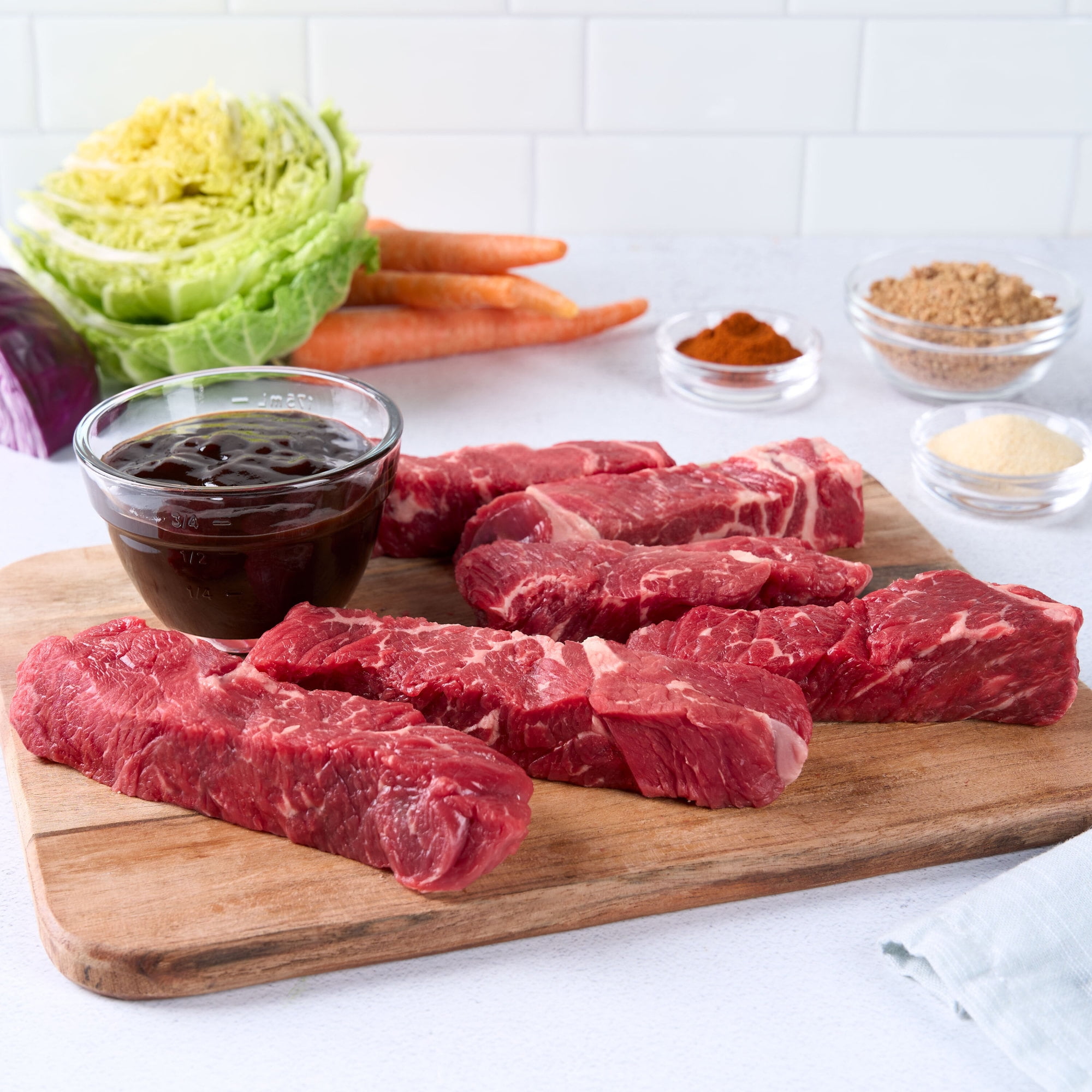 Chuck Country Style Beef Ribs, Boneless, per Tray, Fresh,