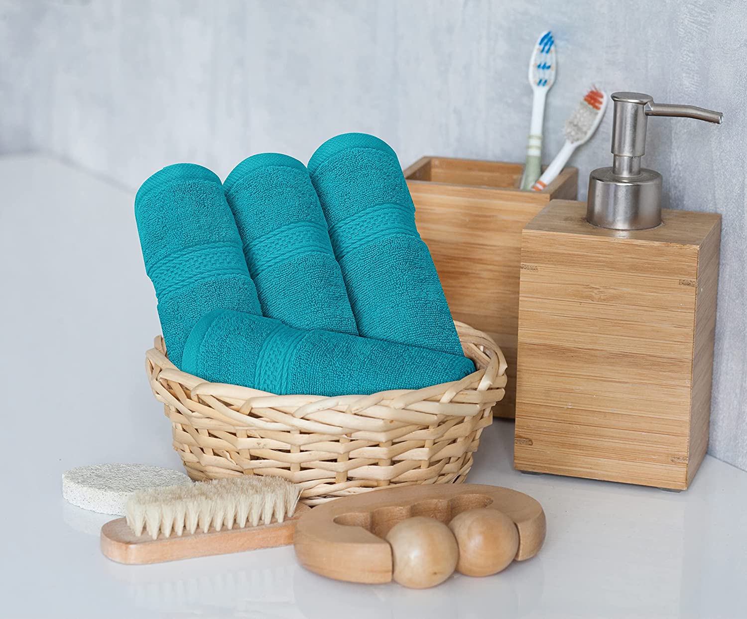 8-Piece Premium Towel Set, 2 Bath Towels, 2 Hand Towels, and 4 Wash Cloths, 600 GSM 100% Ring Spun Cotton Highly Absorbent Towels for Bathroom, Gym, Hotel, and Spa (Teal)