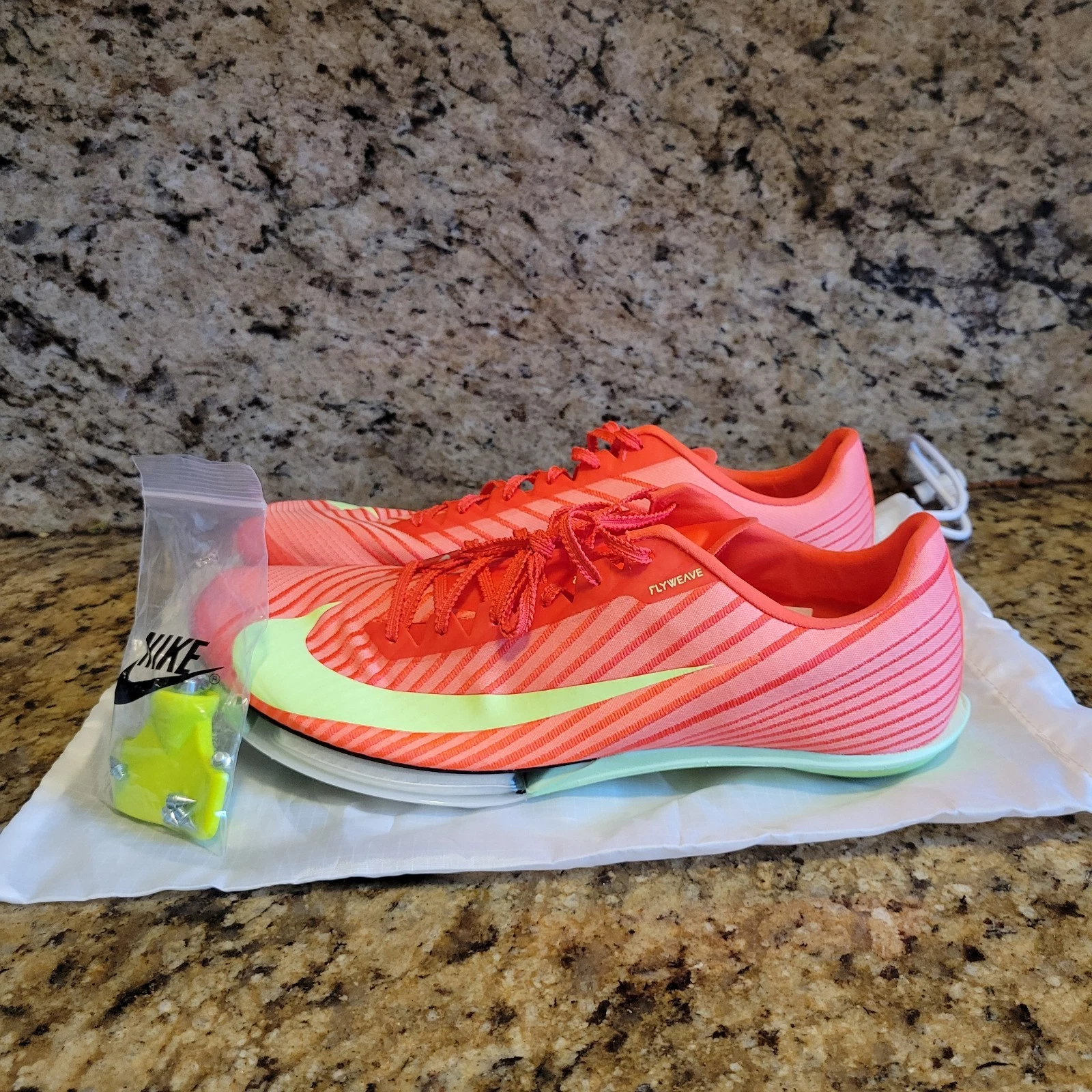 Nike Air Zoom Maxfly 2 Bright Crimson Track Spikes FD8395-600