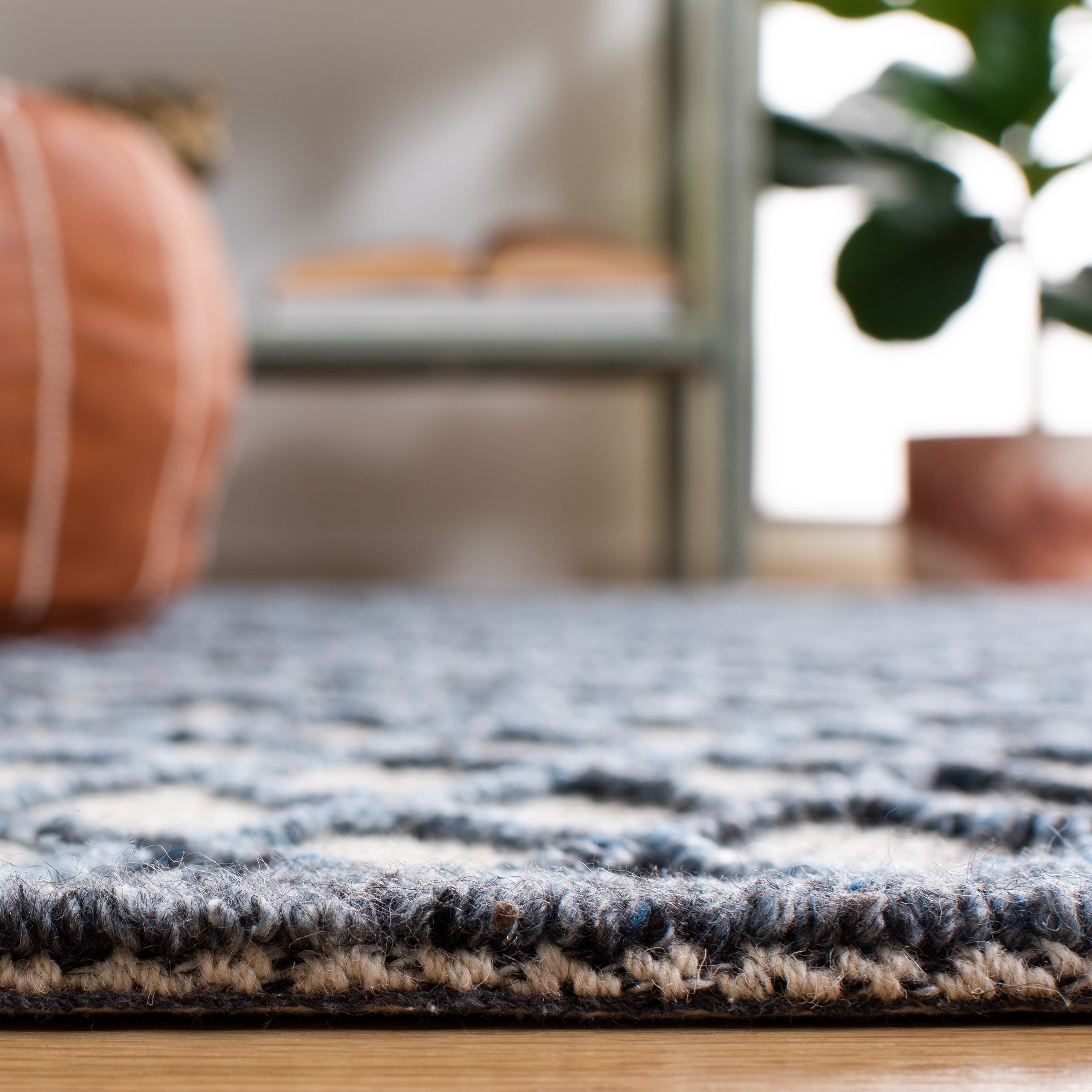 SAFAVIEH Trace Ilarion Geometric Area Rug, Blue/Black, 6' x 6' Square