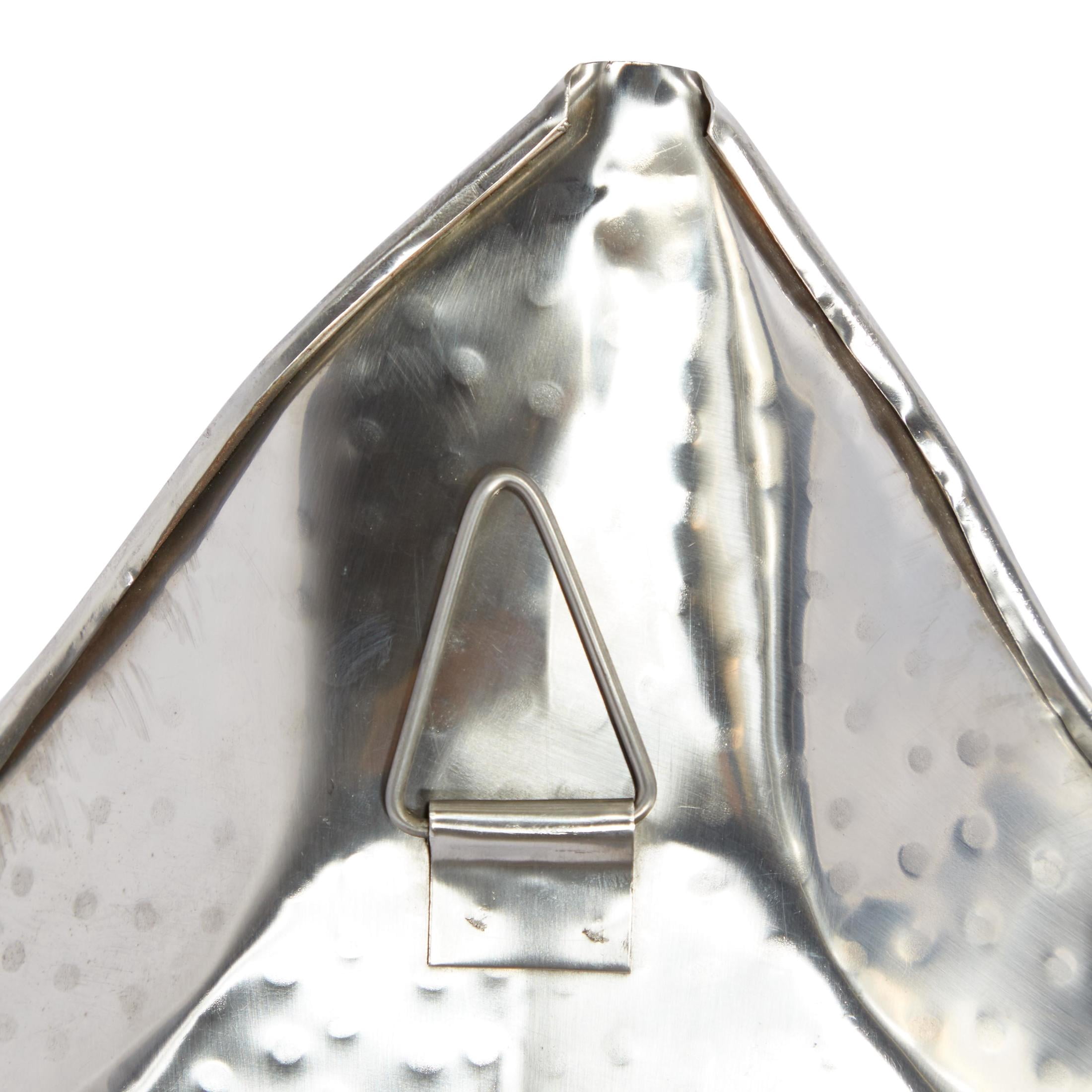 DecMode Silver Stainless Steel Metal Leaf Slim Wall Sconce with Hammered Design