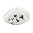 thumbnail image 1 of EeaseMX Boina de lana con bordado de petirrojo, cálida y moderna, gorro de pintor combinable, tocado retro de pintor para mujer (blanco), 1 of 7