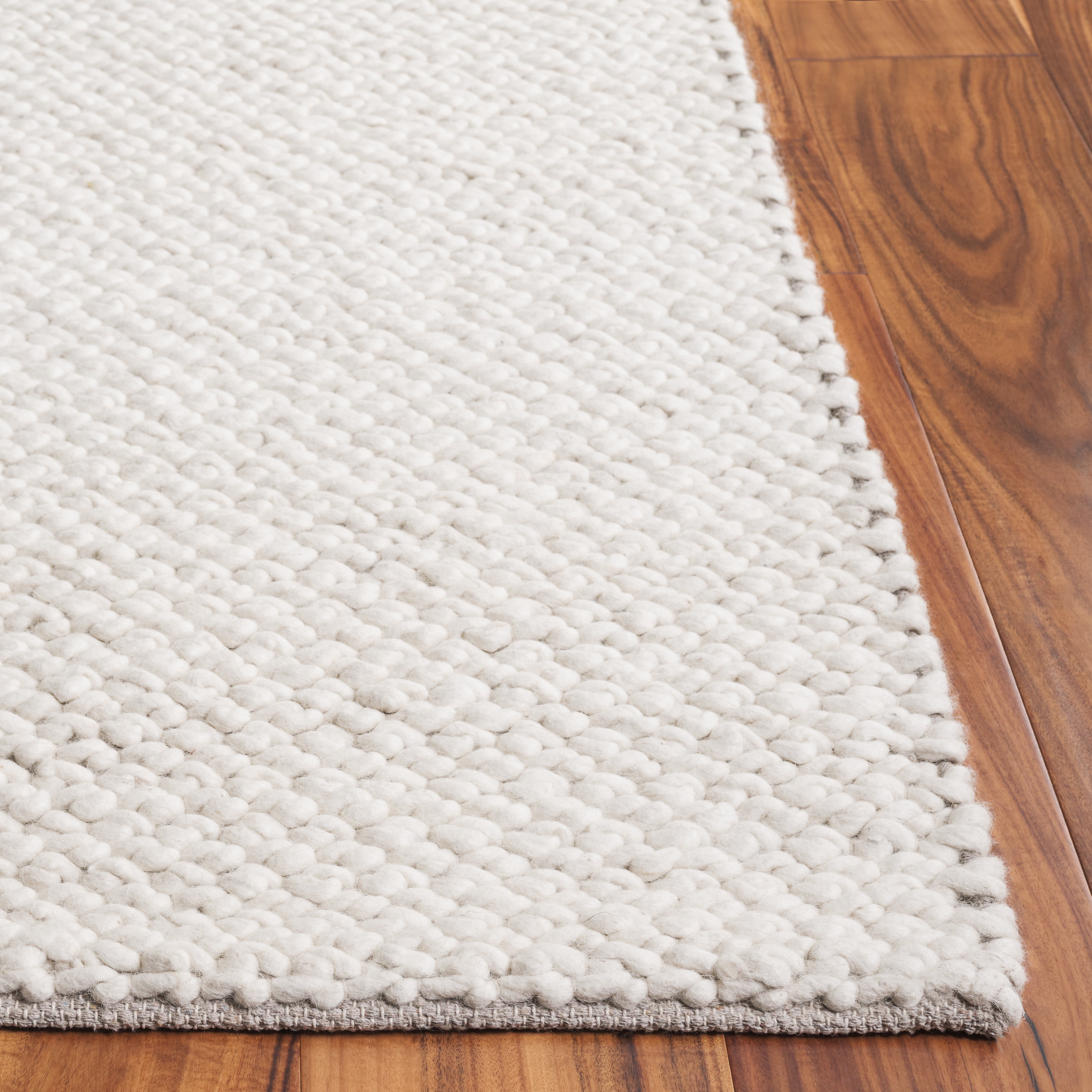SAFAVIEH Natura Nita Solid Area Rug, Ivory, 5' x 8'