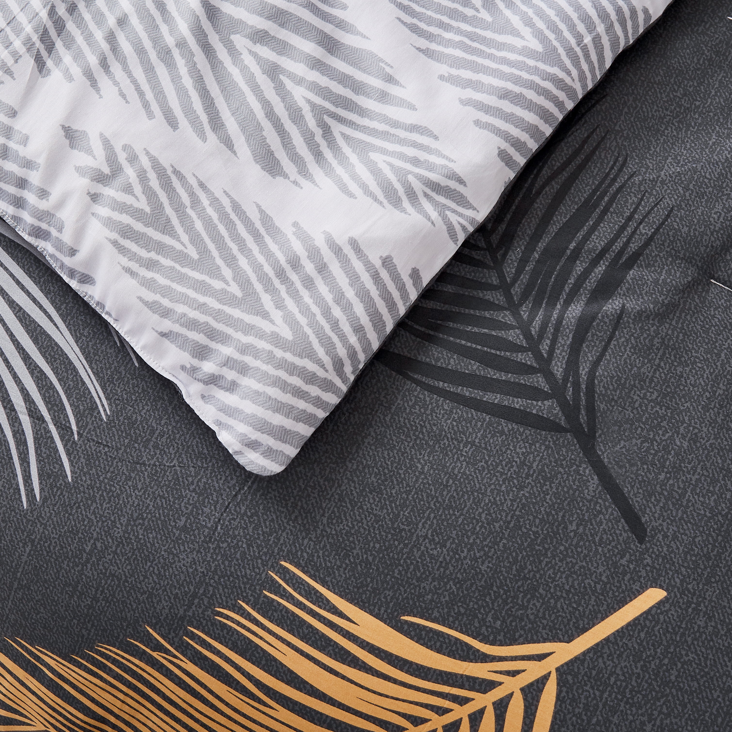 Peach Leaf  3 Piece Cotton Bedding Comforter Set, Feather Pattern, King
