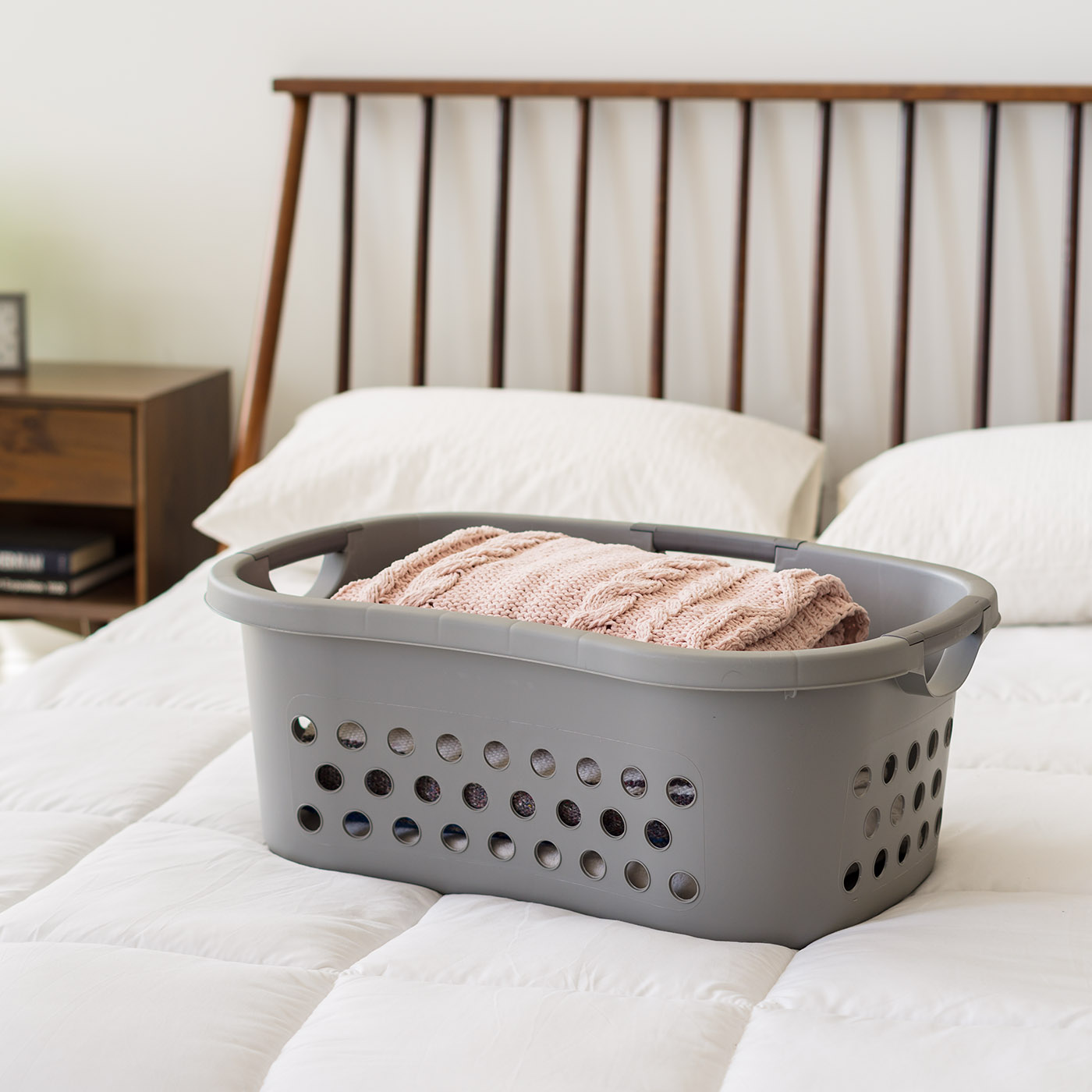IRIS 2Pack Large Plastic Clothes with Hip Grip Laundry Basket, Gray