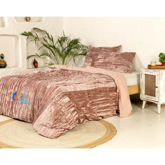 DecorAvenue Rose Gold Crushed Rayon Velvet Duvet Cover 3 Pcs Set Queen Size Luxury Soft Flannel Bedding Comforter Cover Set with Zip Closure, Twin Size 68" x 90" Inches