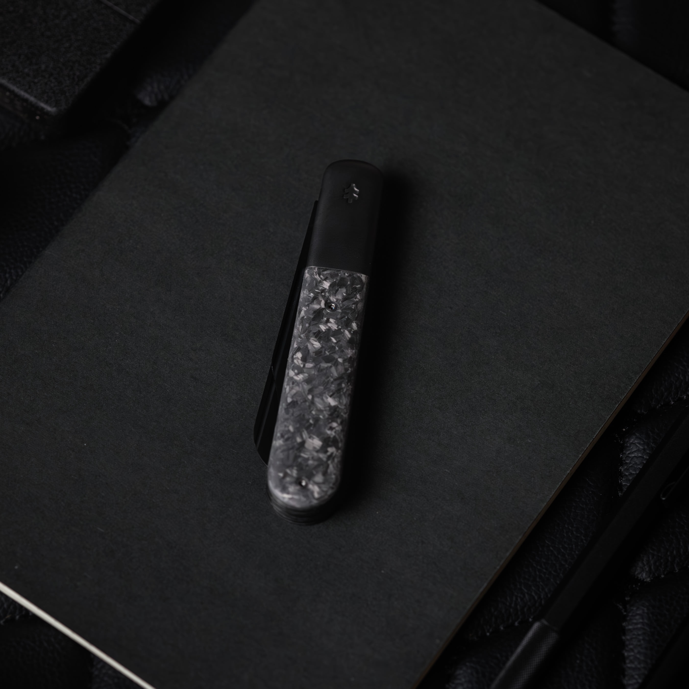 Swiss Tech Barlow Double Bladed Pocket Knife, Trapper, AUS-8, Carbon Fiber Handle, Slip Joint