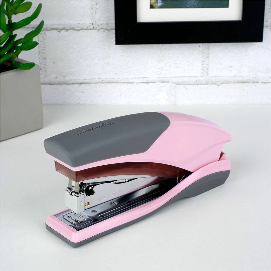 Swingline Optima Desktop Stapler 66401