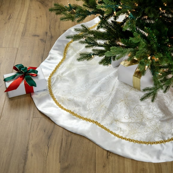 Northlight 48" White and Gold Glitter Poinsettia Scalloped Christmas Tree Skirt