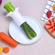 thumbnail image 5 of Divisor de pepino, cortador de pétalos, zanahoria, fresa, cortador creativo de tiras de pepino para verduras y frutas (1 unidad, verde), 5 of 5