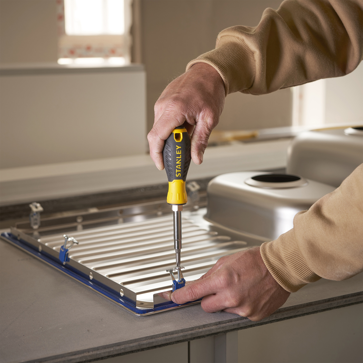 STANLEY 6-Way Quick-Change Interchangeable Screwdriver