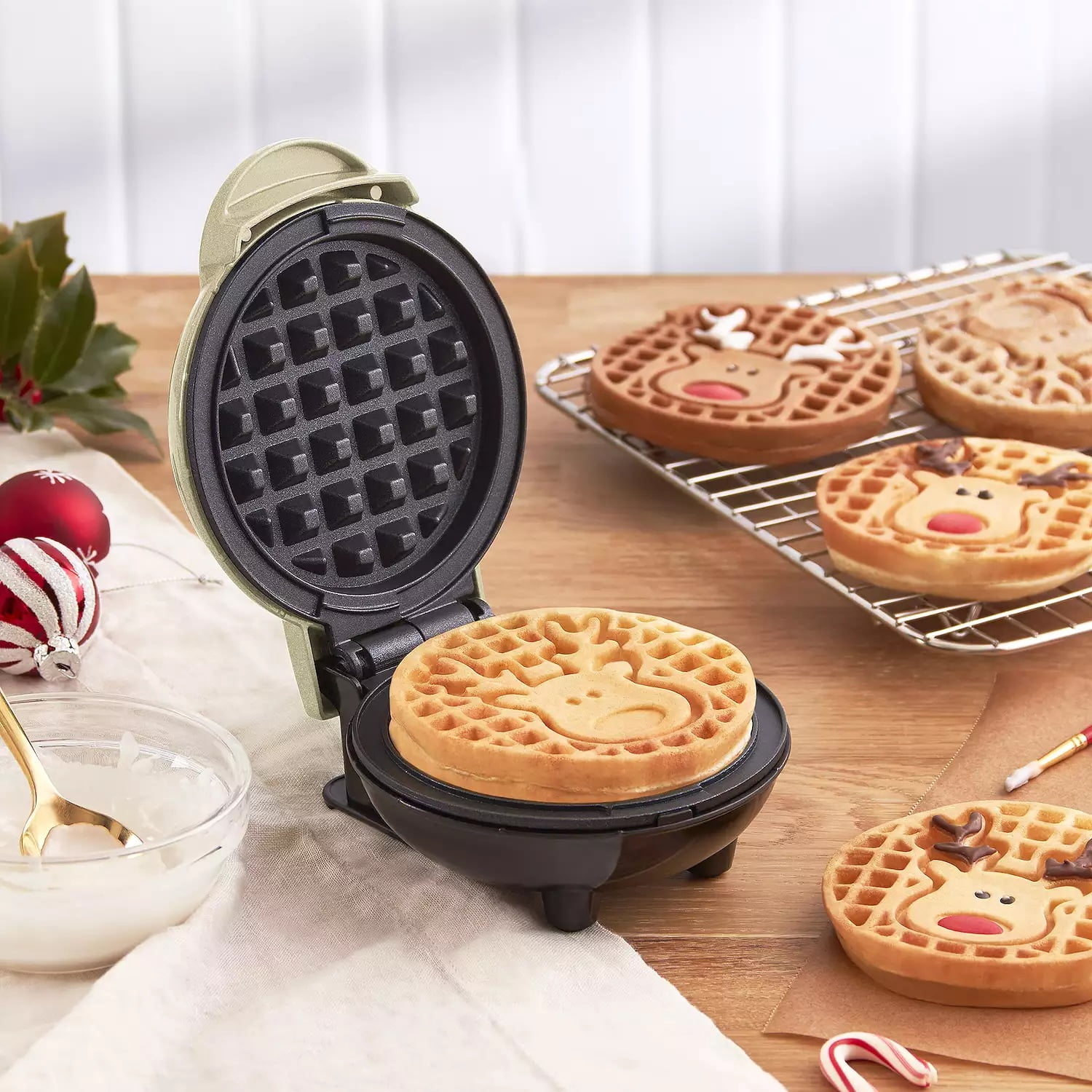 Dash Reindeer Mini Waffle Maker  Festive Holiday Waffles for Breakfast, 4-inch Non-Stick Waffle Iron