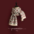 thumbnail image 4 of Bufanda navideña de punto de lana roja versátil con diseño de ciervo y alce, bufandas estampadas con copos de nieve, chal cálido con personalidad para parejas, regalos de Feliz Navidad, 4 of 5