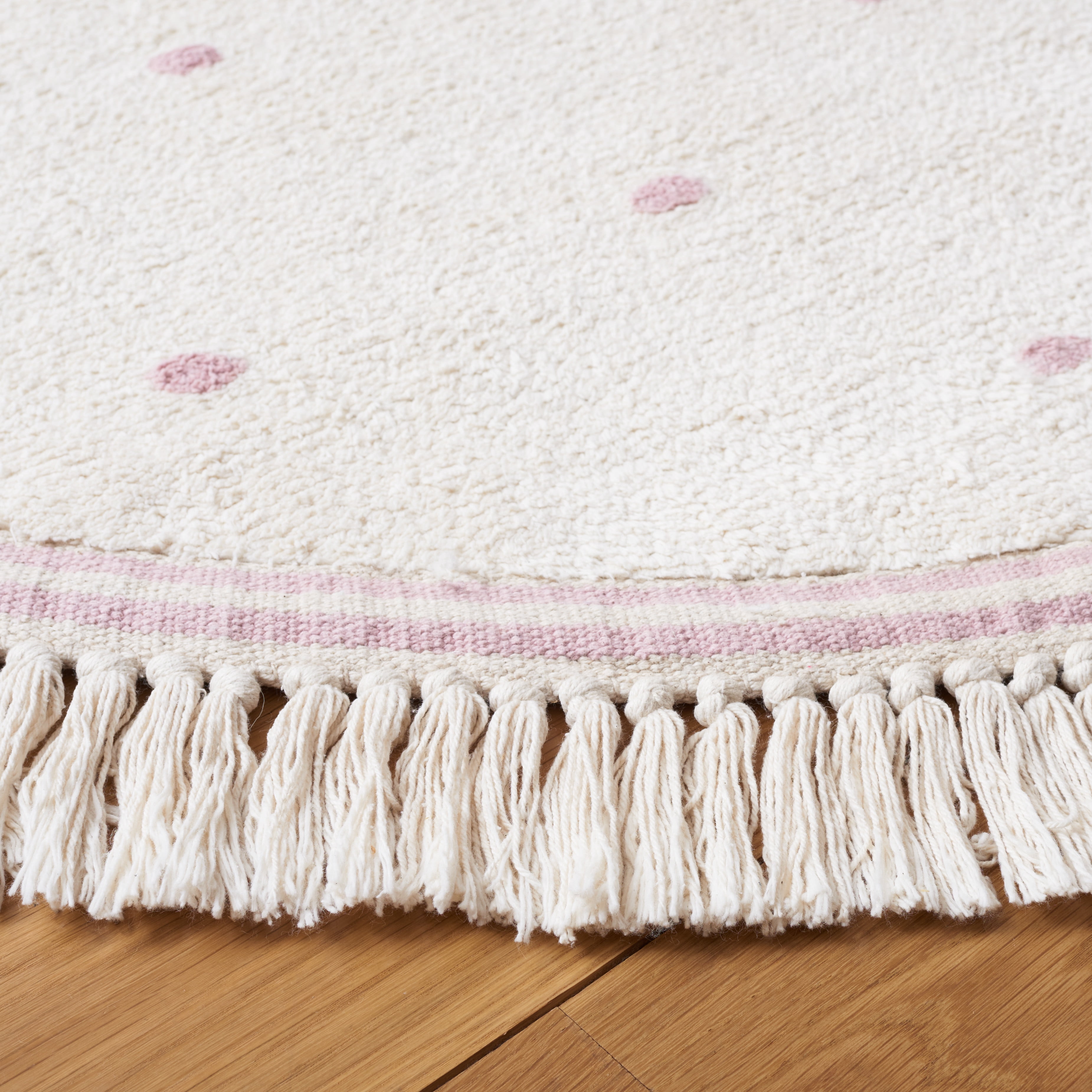 SAFAVIEH Easy Care Leptis Polka Dot Cotton Machine Washable Area Rug, Ivory/Pink, 6' x 6' Round