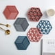 thumbnail image 2 of Salvamanteles de silicona, 6 unidades, 6,33 5,5 pulgadas, soporte antideslizante para ollas y sartenes calientes, alfombrillas hexagonales expandibles para encimera de cocina, 2 of 7