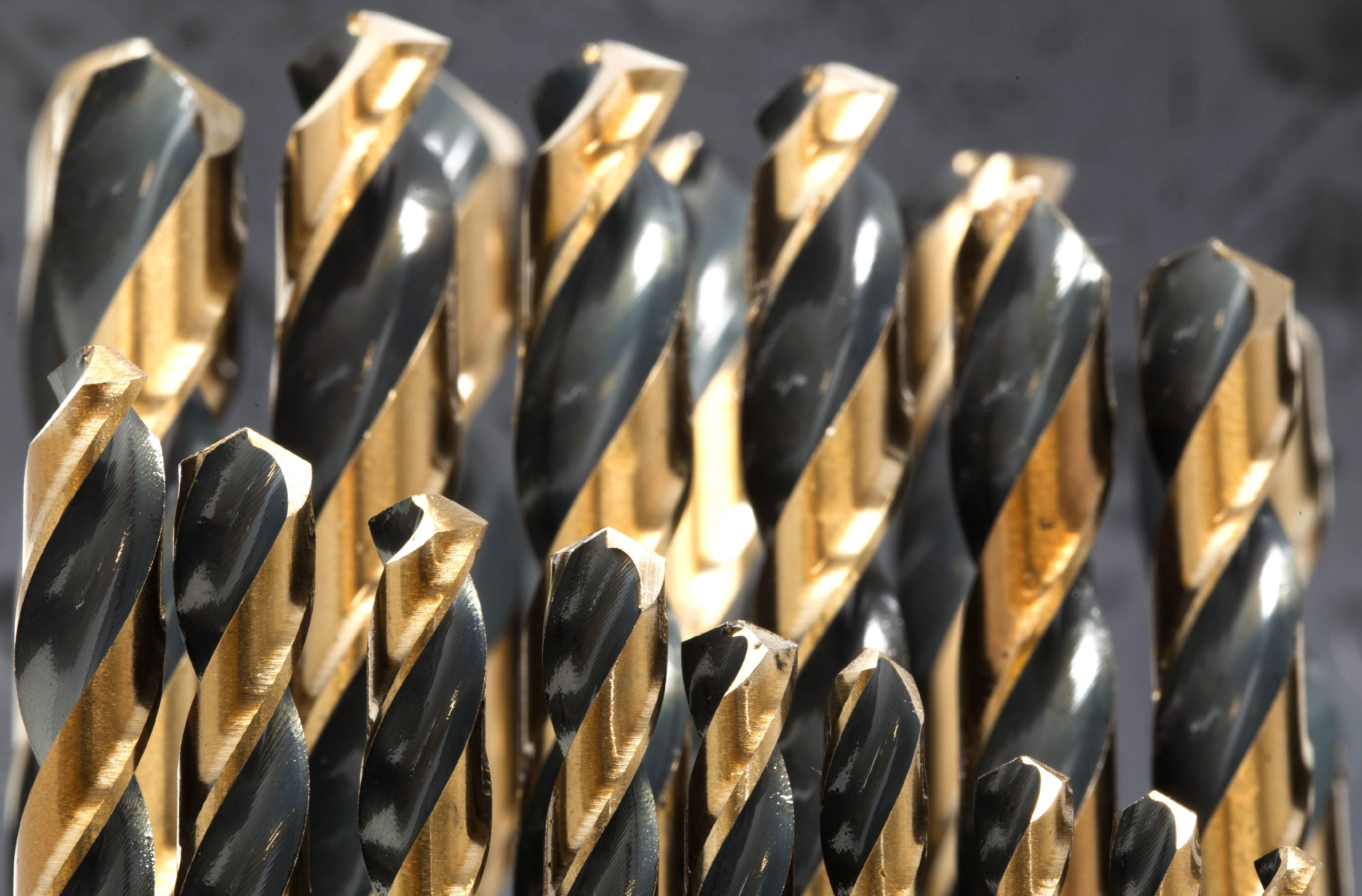 WEN 29-Piece Fully Ground Black Gold HSS Jobber Drill Bit Set with Carrying Case