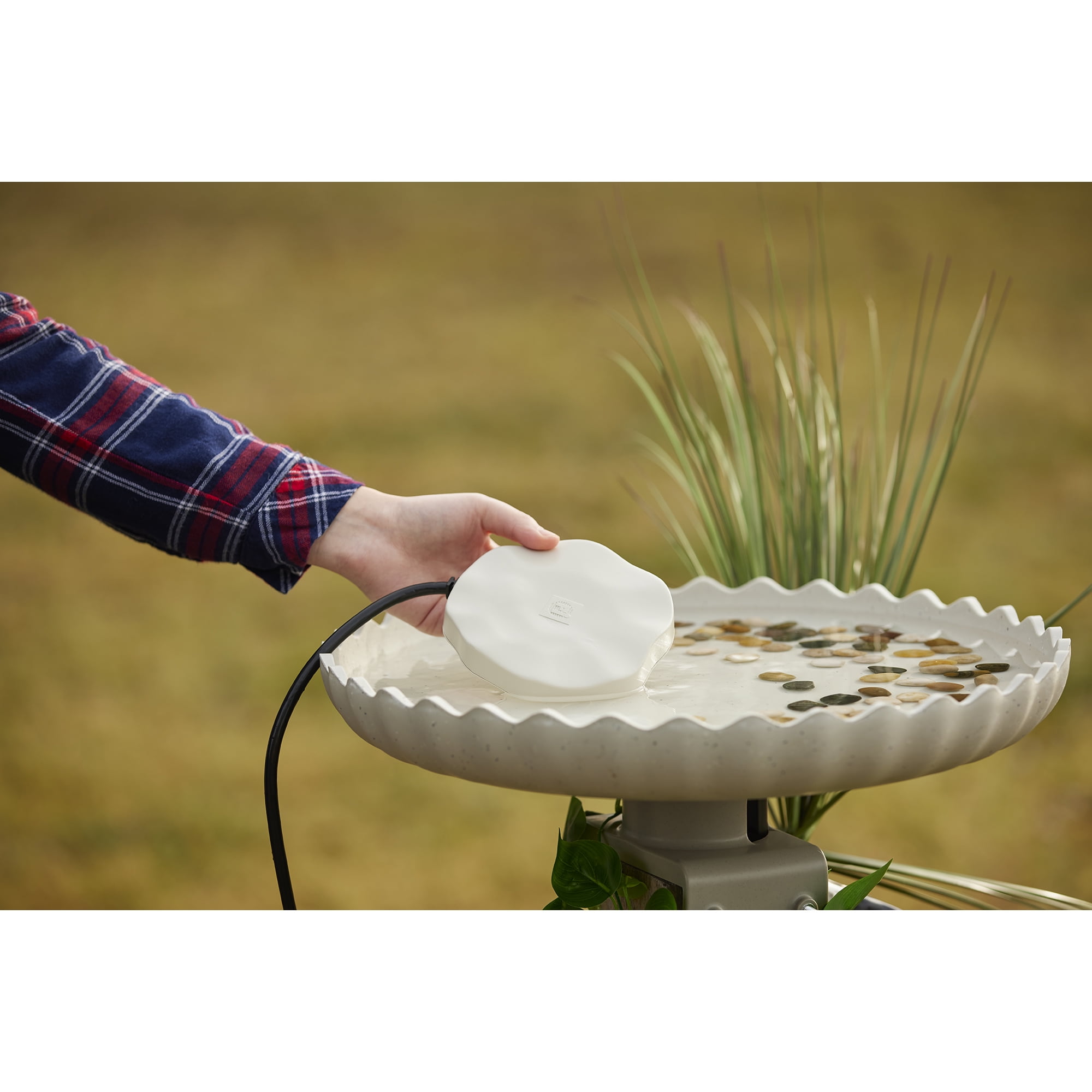 Farm Innovators Outdoor Decorative Heated Rock Bird Bath De-Icer, 75W