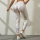 thumbnail image 3 of Pantalones cortos de mujer Leggings de cintura alta Patrón de piel de serpiente Pantalones de yoga Pantalones de fitness Peach Hip Peach Pantspangjing, 3 of 4