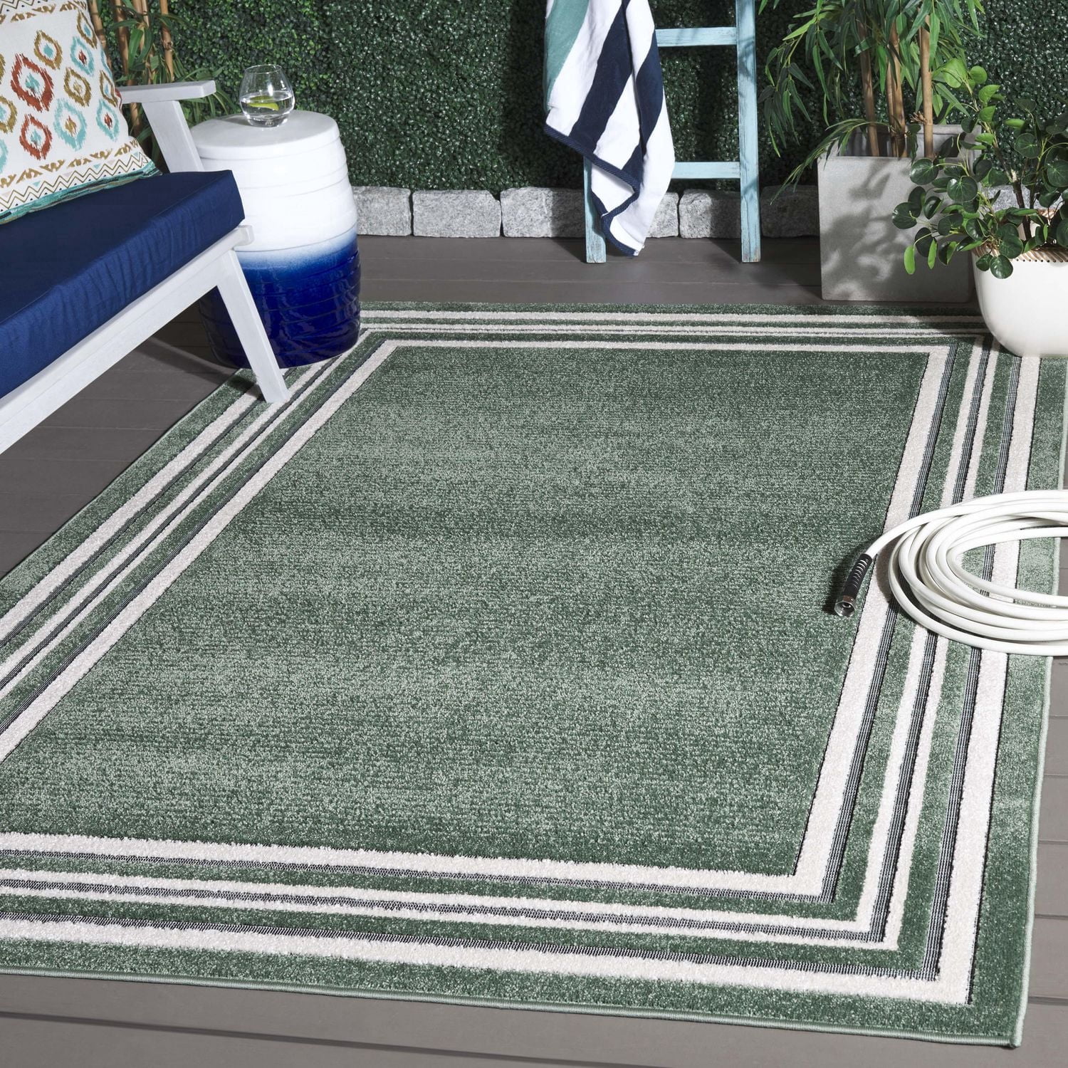 SAFAVIEH Cabana Rado  Bordered Indoor/Outdoor Area Rug