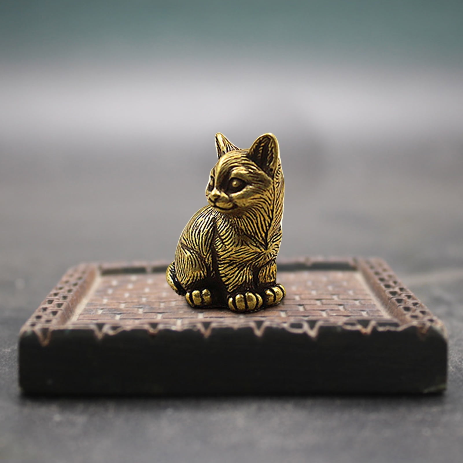 Yirtree Retro Cat Figurines Small Copper Cat Statue Decoration Animal Model Figure Toy for Home