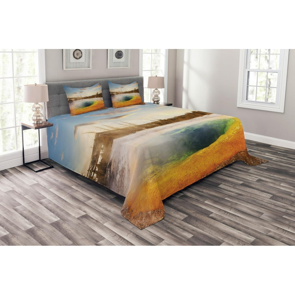 Yellowstone Bedspread Set Queen Size, Morning Glory Pool in Yellowstone