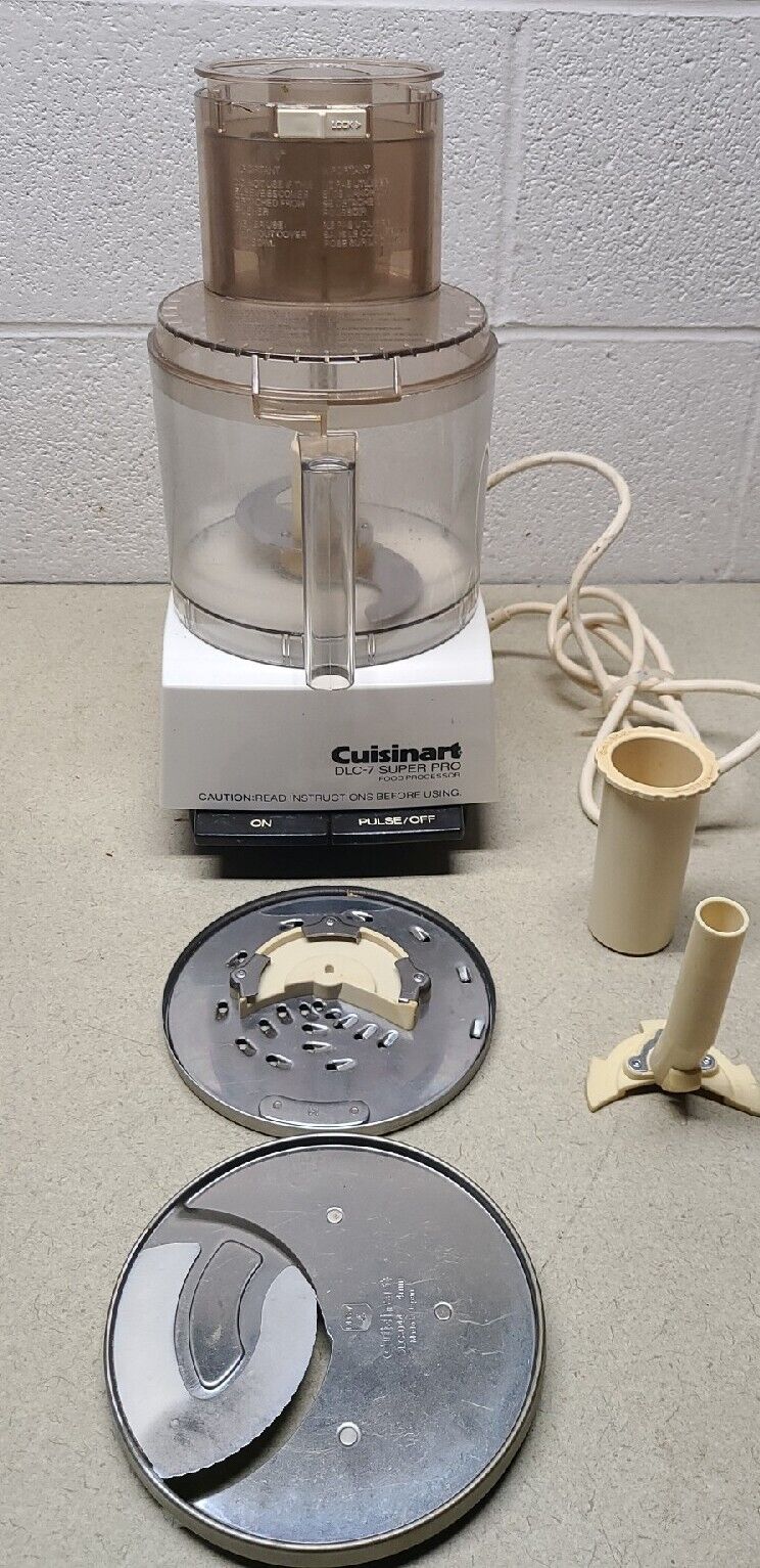 Cuisinart DLC7 Super pro Food Processor w/Accessories "Made in Japan