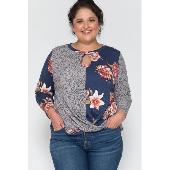 Women's Plus Size Top with Floral Print and Front Twist