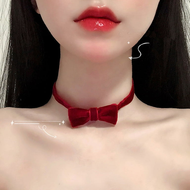 Cute best sale velvet chokers