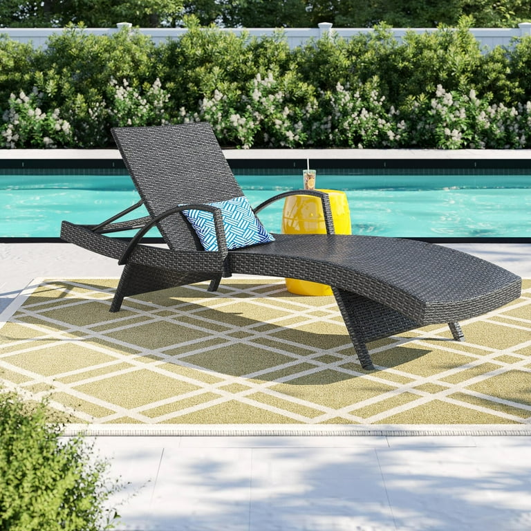 Rebello Wicker Armed Reclining Chaise Lounge Overall 15 H x 27.5 W x 79.25 L Reclining Yes