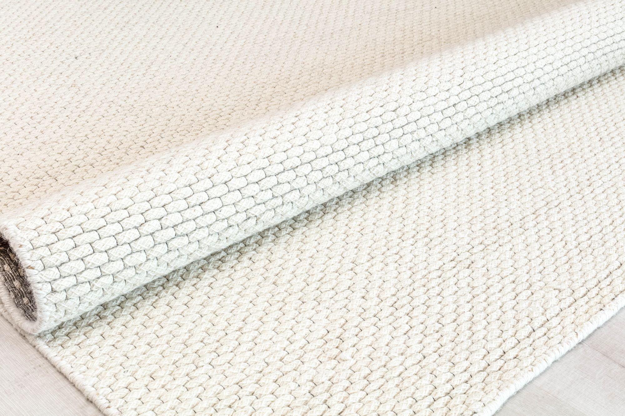 Rugs America Pale Ona DF15A Houndstooth Farmhouse Cream Area Rug, 8’0”x10’0”