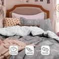 thumbnail image 3 of Juego de edredón Bedsure Twin gris con diseño floral, 2 piezas, 3 of 6