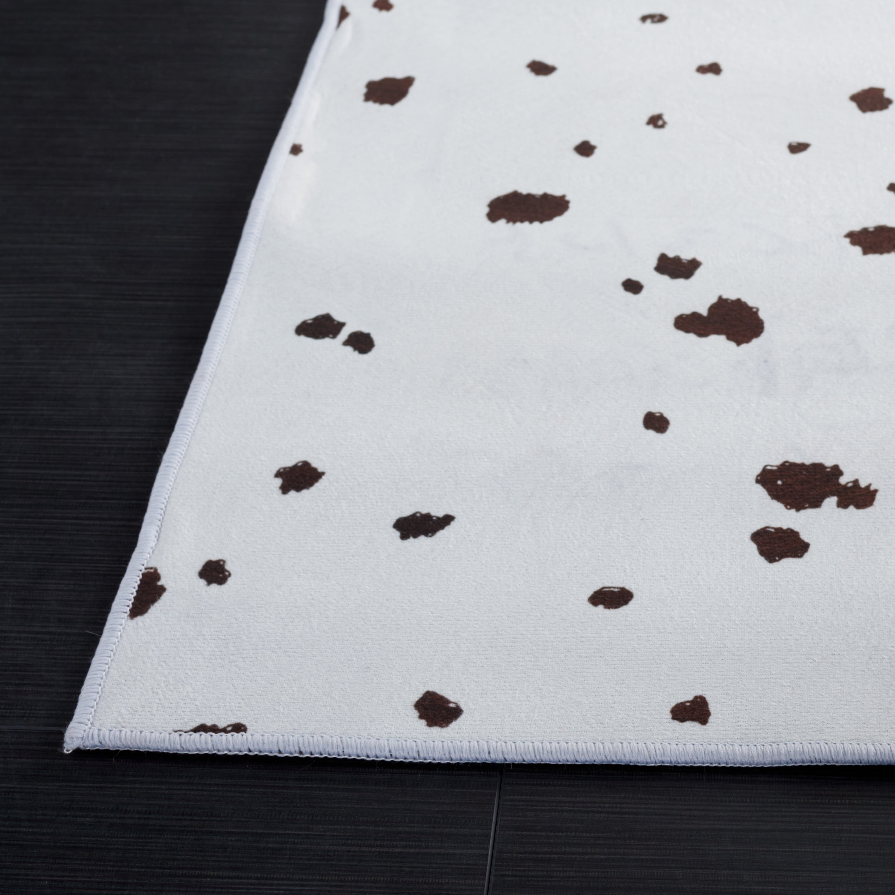 SAFAVIEH Faux Hide Crane Dot-Print Area Rug, Ivory/Black, 9' x 12'