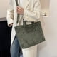 thumbnail image 4 of Bolso de Hombro Grande Corduroy Ligero Bolso de Hombro Casual 43x31x11cm Lenzo Negro Blanco Rosa Bolso de Hombro Verde con Cremallera para Viajes en el Lugar de Trabajo, 4 of 6