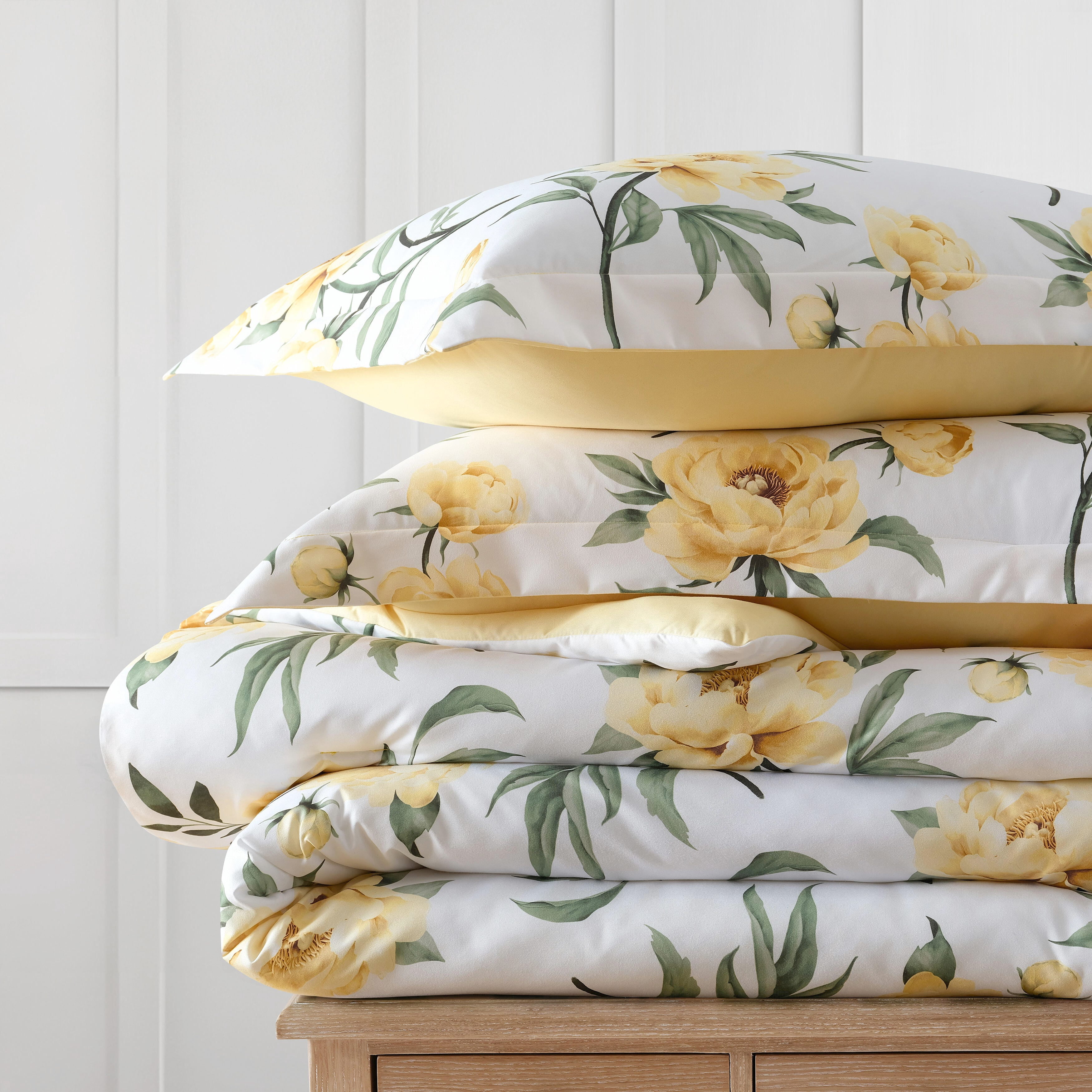 Martha Stewart Everyday Soft Rose 5-Piece Microfiber Twin Comforter Set