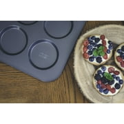 Chicago Metallic Professional 6-cup Muffin Top Pan