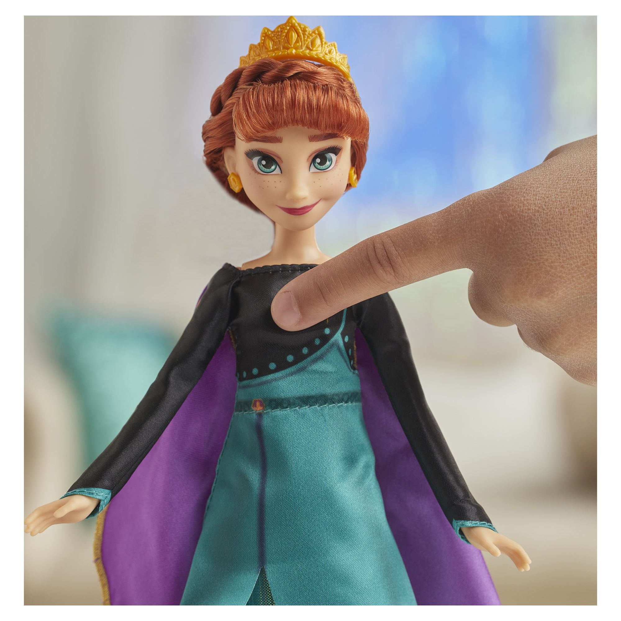 Frozen 2 Musical Adventure Anna Doll, Sings "Some Things Never Change"