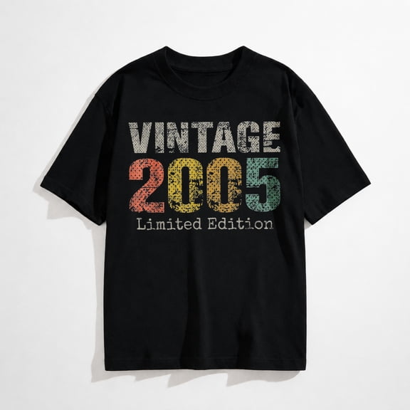 Vintage 2005 Text 21st Birthday Gift Men Women 21 Year Old T-Shirt