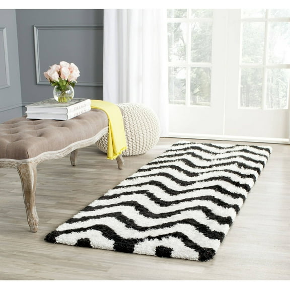 SAFAVIEH Barcelona Carmella Geometric Shag Runner Rug, Ivory/Black, 2'3" x 7'