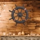 thumbnail image 1 of Volante de barco de madera Accesorios de fotografía de dirección de barco Adorno colgante de puerta Adorno de timón Decoraciones para el hogar en A Macarena Timón de barco colgante, 1 of 8