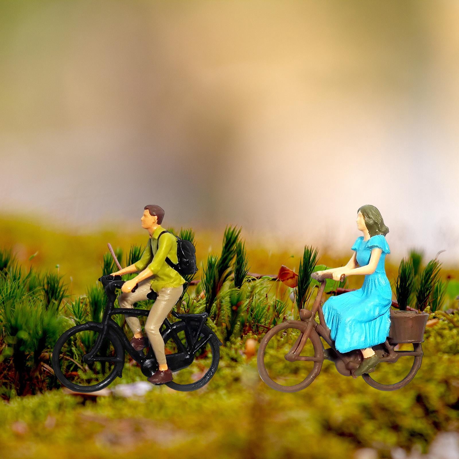 LeeQinersw 1/87 Scale Cyclist Figures Mini People Model Ornament for Dollhouse DIY Projects Boy and Girl
