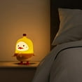 thumbnail image 4 of Xihbxyly Luz Nocturna Banana Companion, Sensor Táctil y Control Remoto, Recargable Por Usb, Luz Led Suave para Dormitorio, Portátil y Práctica, Ideal Como Regalo de Cumpleaños, Tamaño 86 X 86 X 142 M, 4 of 7
