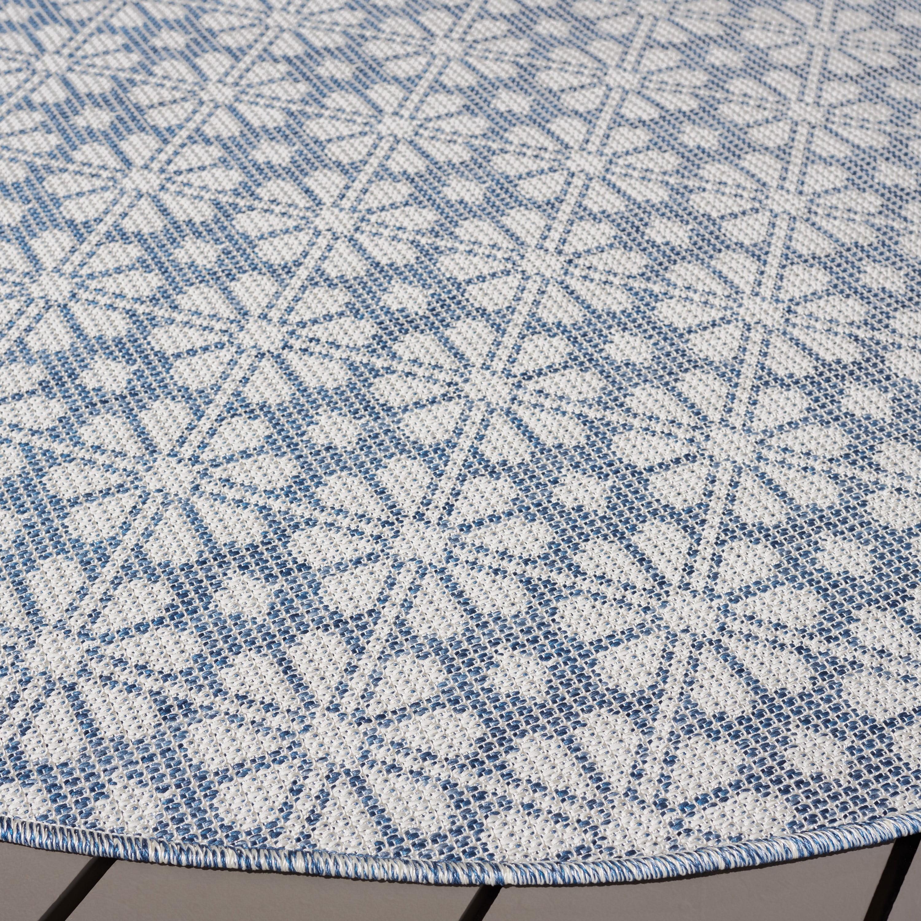SAFAVIEH Martha Stewart Hampton Diamond Indoor/Outdoor Area Rug, Navy/Ivory, 6'5" x 6'5" Round