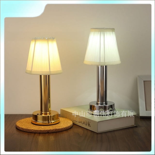 Lámpara de mesa de tela sencilla con luz roja y red de tramado, luz de noche de lujo para mesita de noche