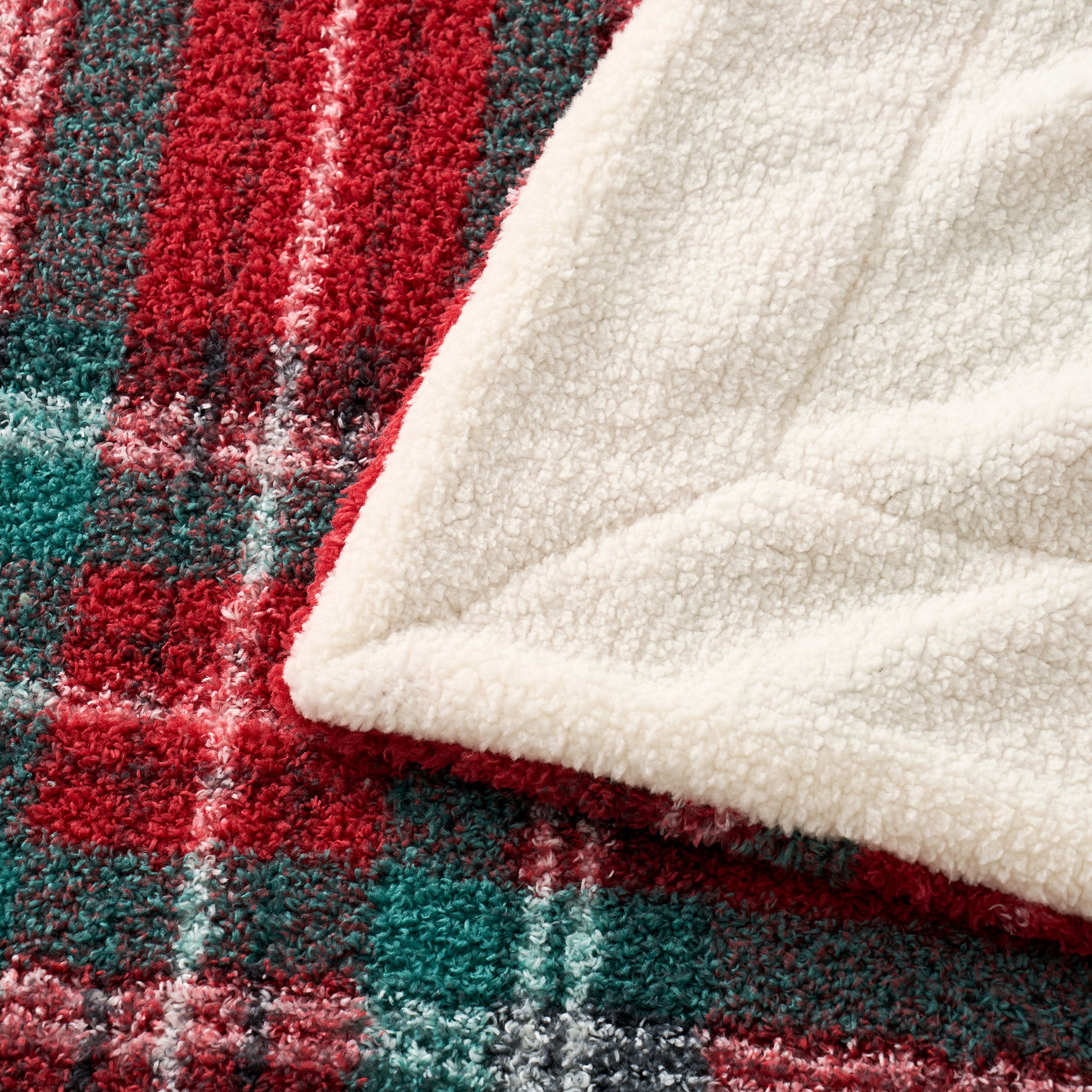 Evergrace Cozy Christmas Throw Red Check 50"x72"