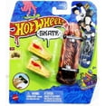 thumbnail image 1 of Mattel - Hot Wheels Skate Tony Hawk Revendication to Flame Finger Skateboard + 1 Paire de Chaussures, 1 of 3