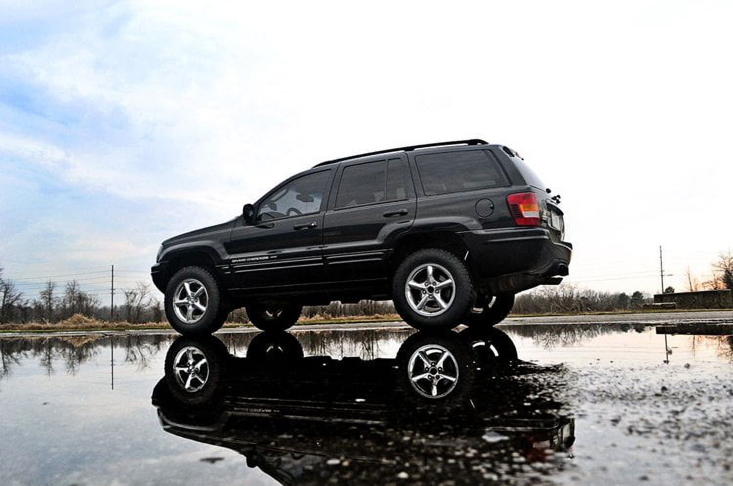 Rough Country 2" Lift Kit (fits) 1999-2004 Jeep Grand Cherokee WJ 4WD | Suspension System | 695